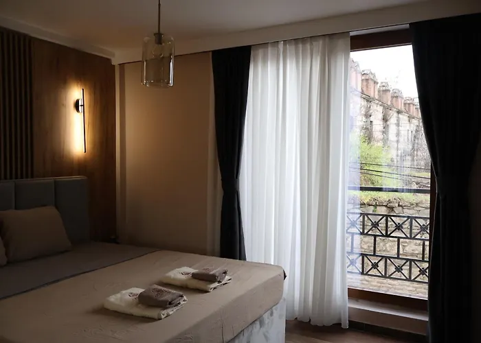 Hotel And Coffee Bar Old Bazaar